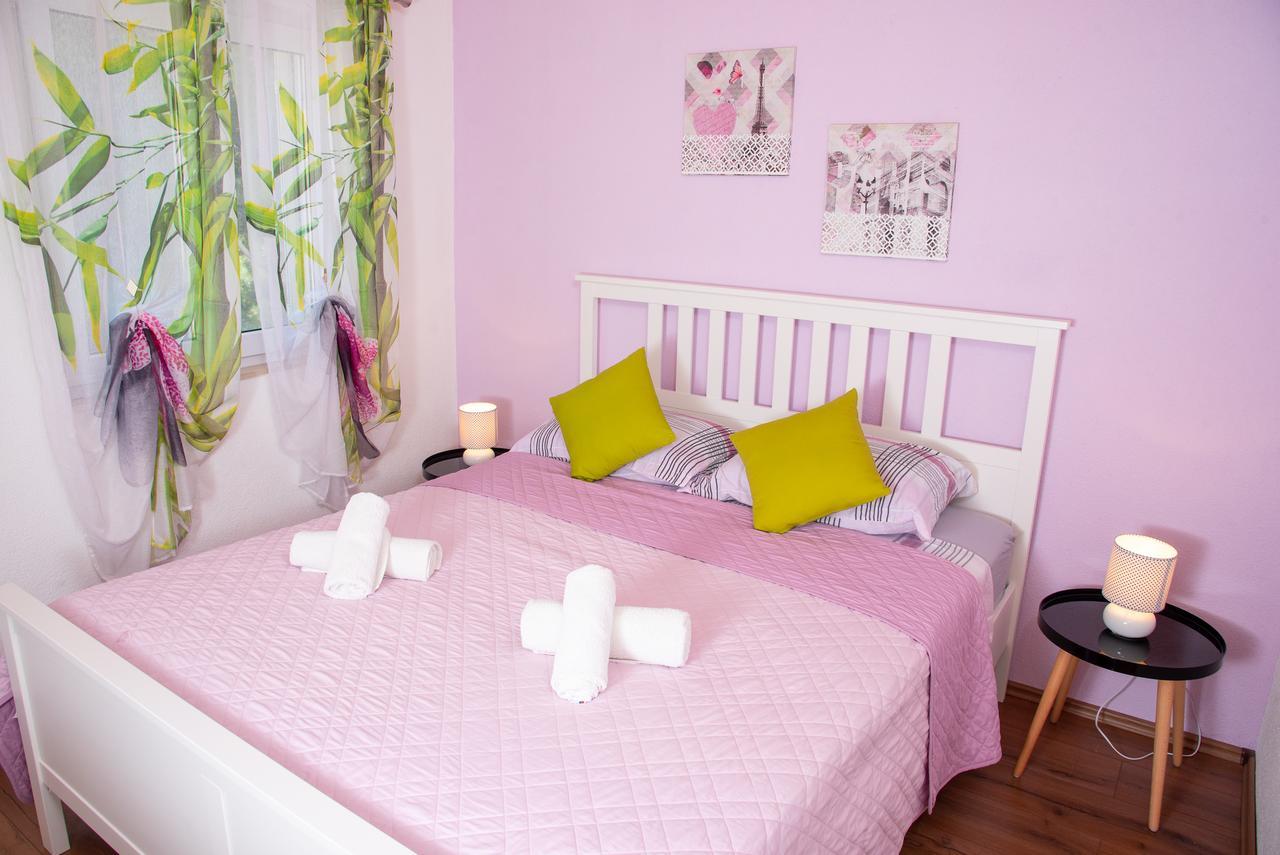 Apartment Ariana Bol Ngoại thất bức ảnh